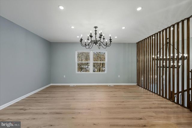 110 ELAINE DR, Winchester, VA 22602