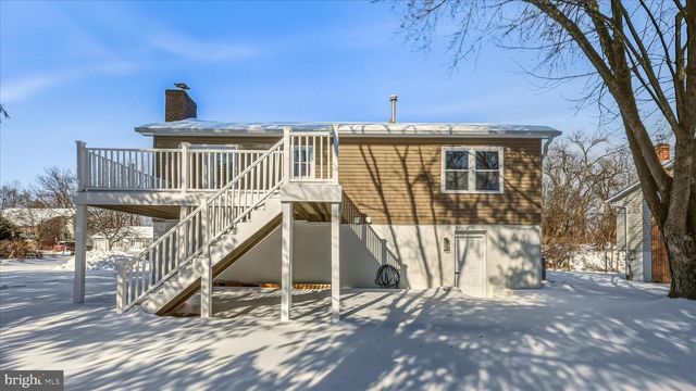 110 ELAINE DR, Winchester, VA 22602