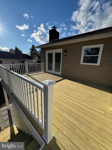 110 ELAINE DR, Winchester, VA 22602