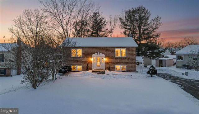 110 ELAINE DR, Winchester, VA 22602