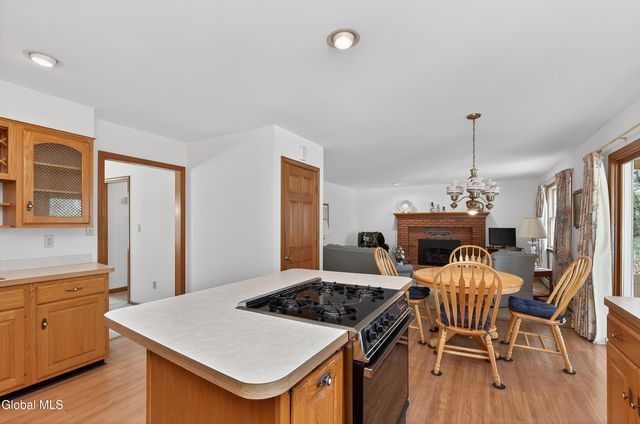 26 Sugar Pine Road, Queensbury, NY 12804