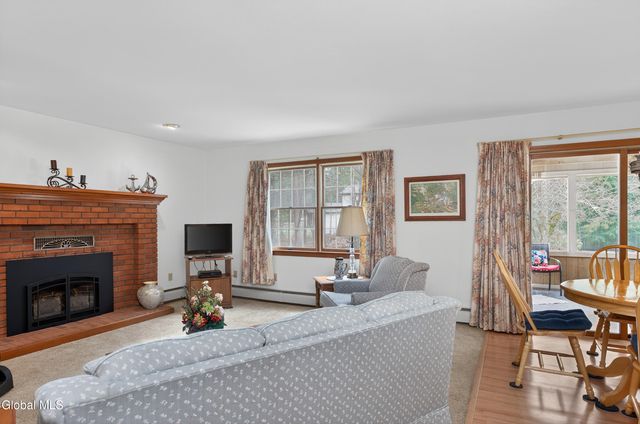 26 Sugar Pine Road, Queensbury, NY 12804