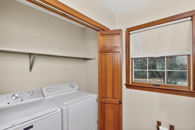 26 Sugar Pine Road, Queensbury, NY 12804