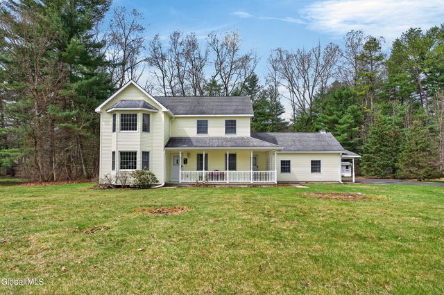 26 Sugar Pine Road, Queensbury, NY 12804