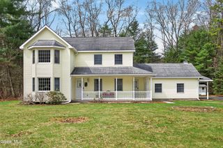 26 Sugar Pine Road, Queensbury, NY 12804