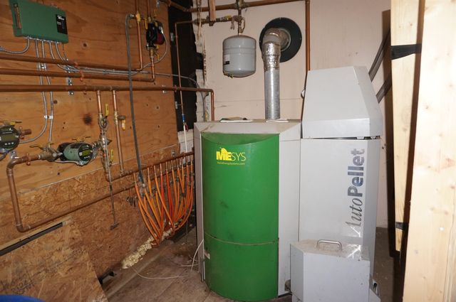 452 Vertical Mile Road, Sheffield, VT 05866