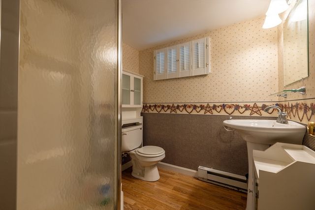 6 Bexley Dr, Hudson, MA 01749