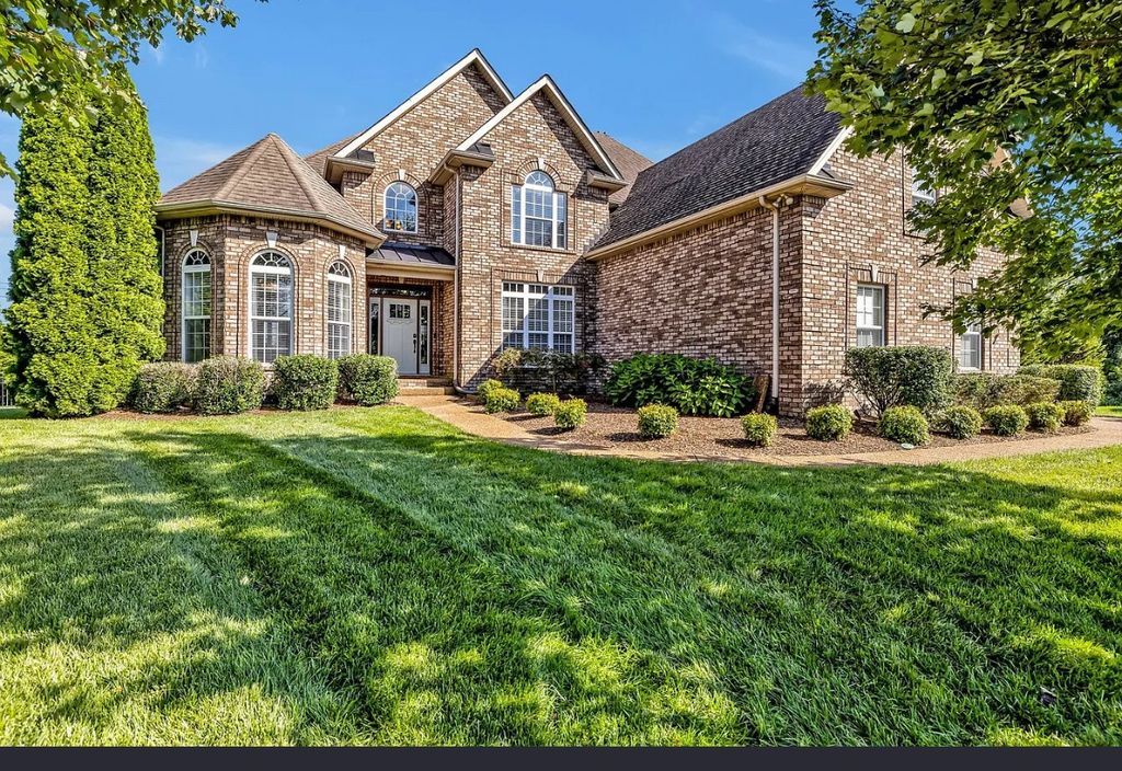 5006 Fremantle Ct, Spring Hill, TN 37174