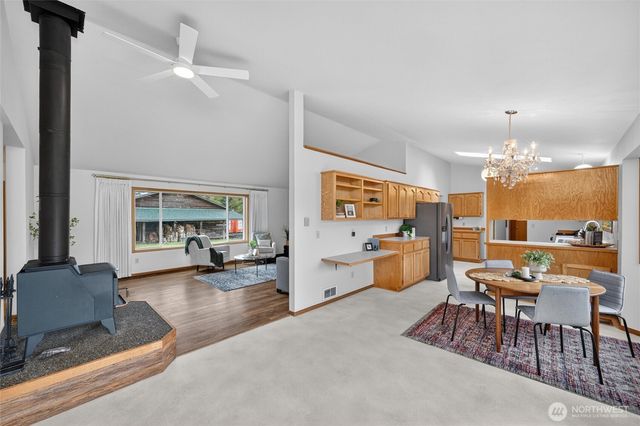 5581 Mission Road, Bellingham, WA 98226