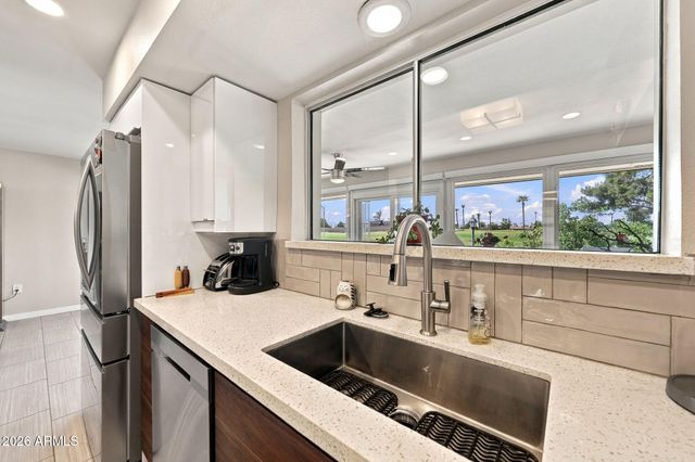 10356 W CAMEO Drive, Sun City, AZ 85351