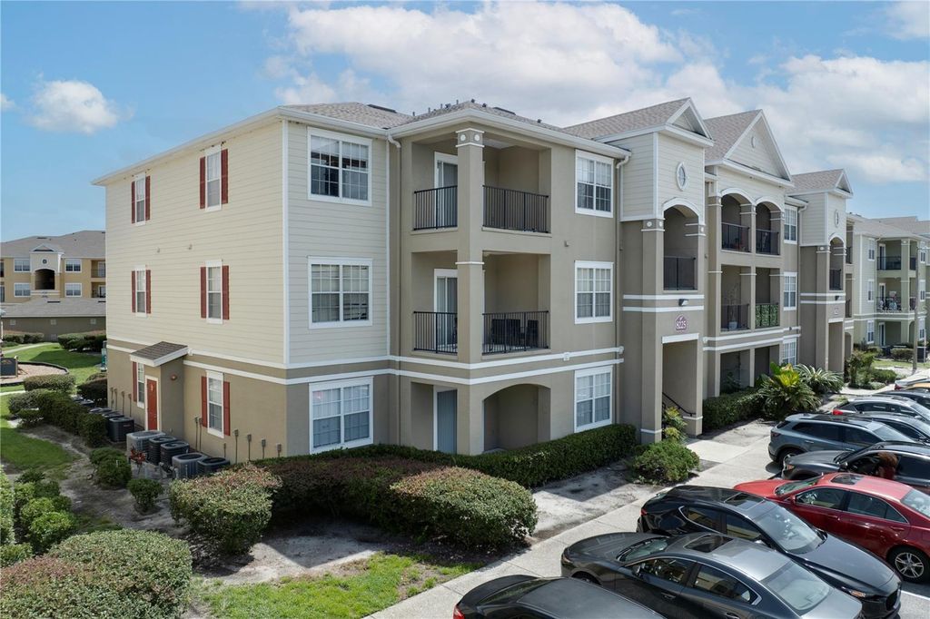 8225 CLAIRE ANN DRIVE 101, Orlando, FL 32825