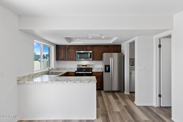 16432 N 45TH Avenue, Glendale, AZ 85306