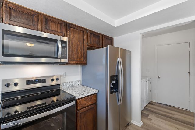 16432 N 45TH Avenue, Glendale, AZ 85306