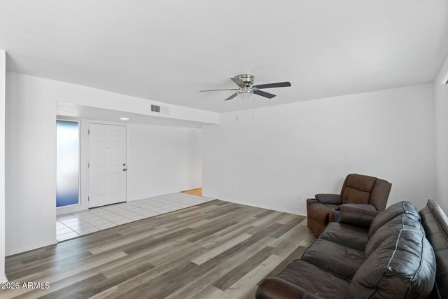 16432 N 45TH Avenue, Glendale, AZ 85306