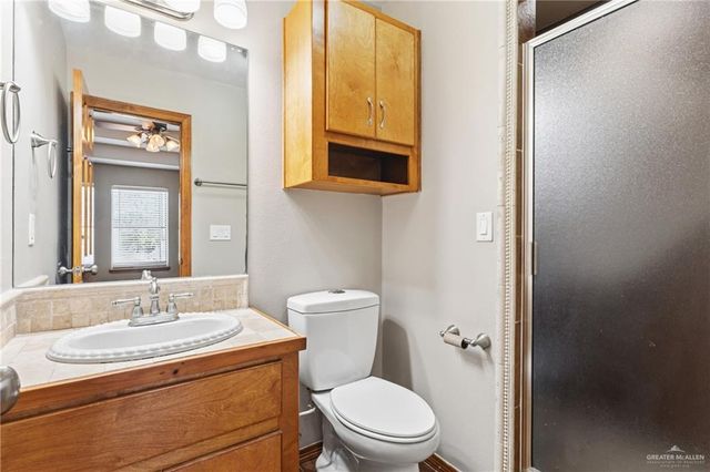 1305 E Olympia Avenue A, Mcallen, TX 78503