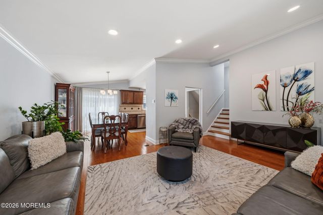 88 Montrose Avenue, Colonia, NJ 07067
