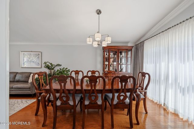 88 Montrose Avenue, Colonia, NJ 07067