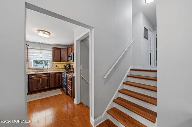 88 Montrose Avenue, Colonia, NJ 07067