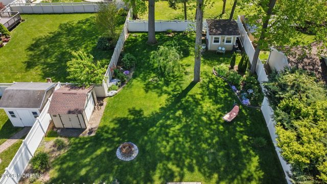 88 Montrose Avenue, Colonia, NJ 07067