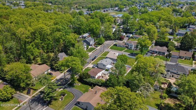 88 Montrose Avenue, Colonia, NJ 07067