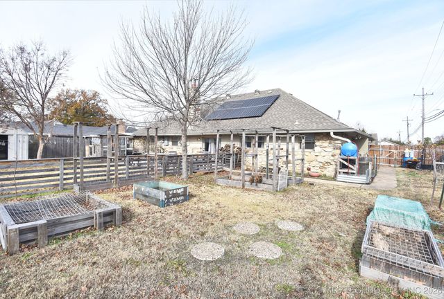 9456 E 39th Street, Tulsa, OK 74145