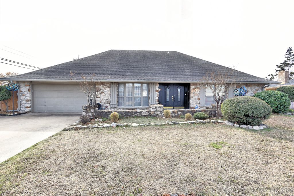 9456 E 39th Street, Tulsa, OK 74145