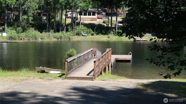 431 NE Collins Lake Dr., Tahuya, WA 98588
