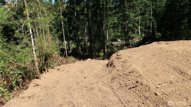 431 NE Collins Lake Dr., Tahuya, WA 98588