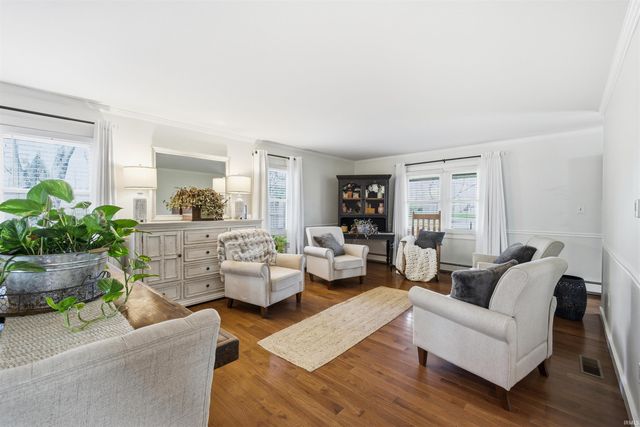 1310 W Woodland Drive, Marion, IN 46952