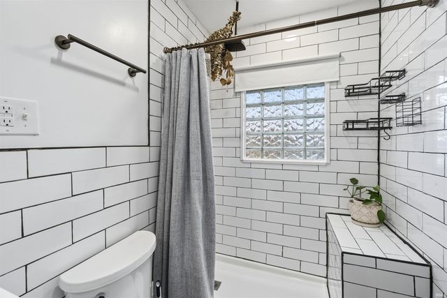 1310 W Woodland Drive, Marion, IN 46952