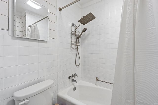 1310 W Woodland Drive, Marion, IN 46952