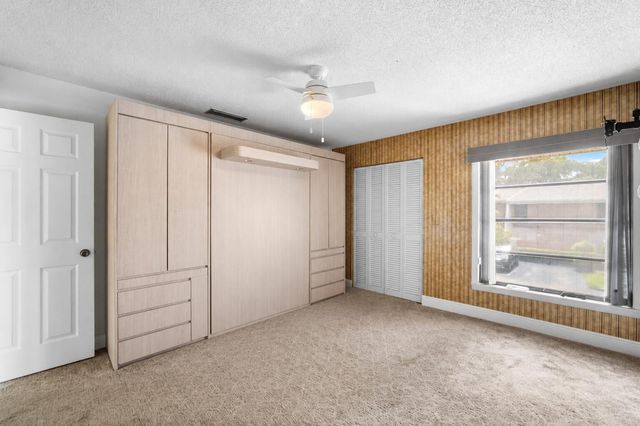 3909 Parkside Lane 234, Hollywood, FL 33021