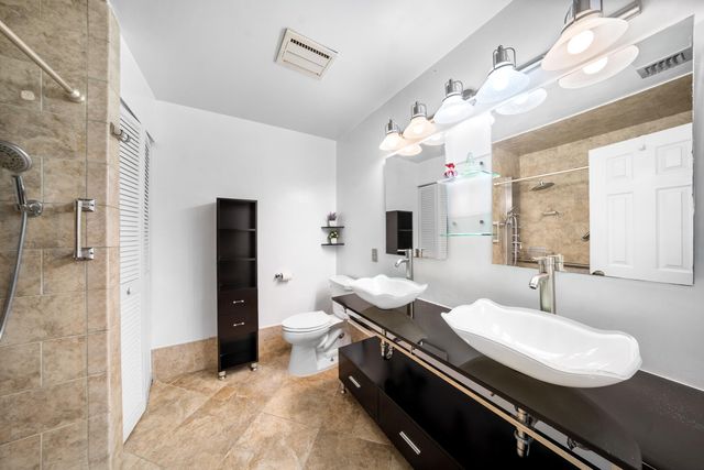3909 Parkside Lane 234, Hollywood, FL 33021