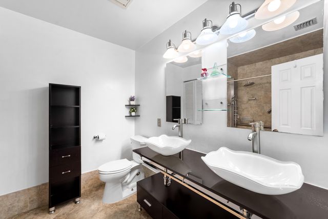 3909 Parkside Lane 234, Hollywood, FL 33021