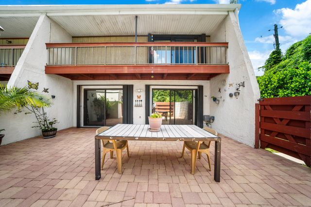 3909 Parkside Lane 234, Hollywood, FL 33021