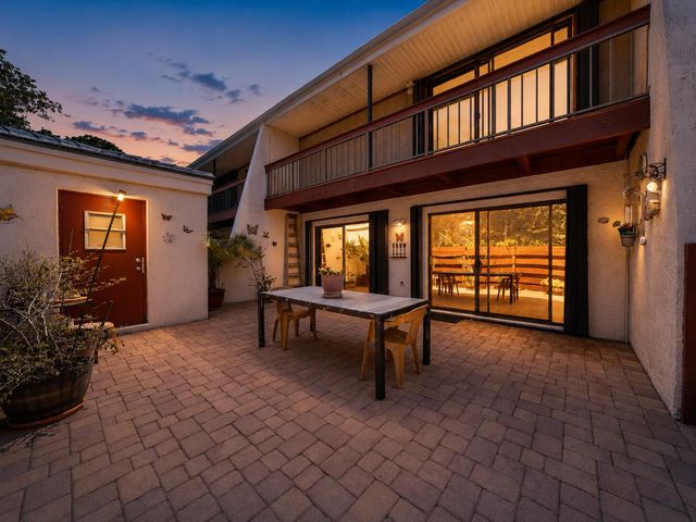 3909 Parkside Lane 234, Hollywood, FL 33021