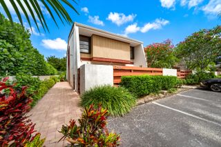 3909 Parkside Lane 234, Hollywood, FL 33021