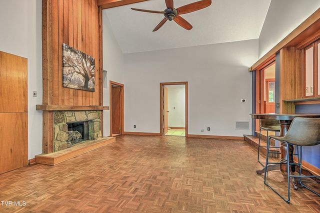 45 Grove Hill Road 45, Kingsport, TN 37660