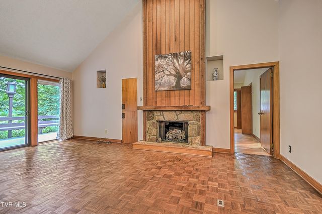 45 Grove Hill Road 45, Kingsport, TN 37660