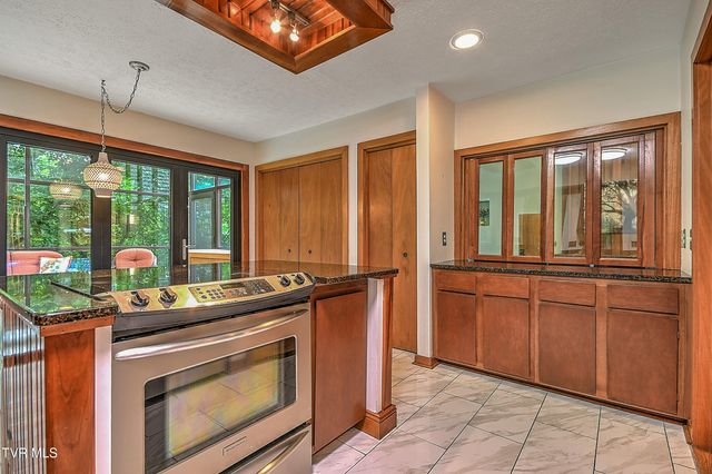 45 Grove Hill Road 45, Kingsport, TN 37660