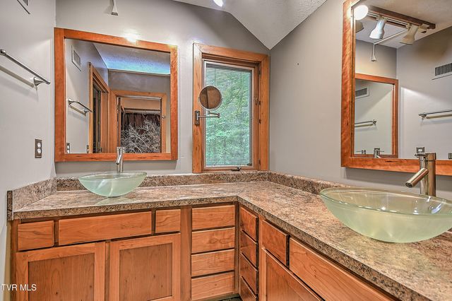 45 Grove Hill Road 45, Kingsport, TN 37660