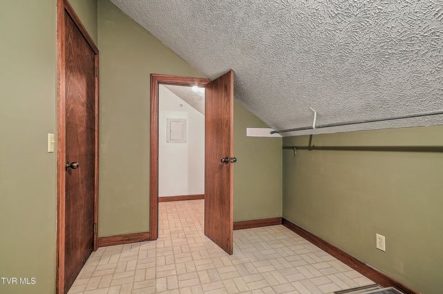 45 Grove Hill Road 45, Kingsport, TN 37660