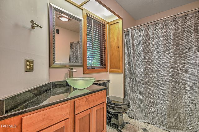 45 Grove Hill Road 45, Kingsport, TN 37660