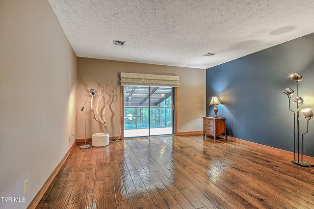 45 Grove Hill Road 45, Kingsport, TN 37660