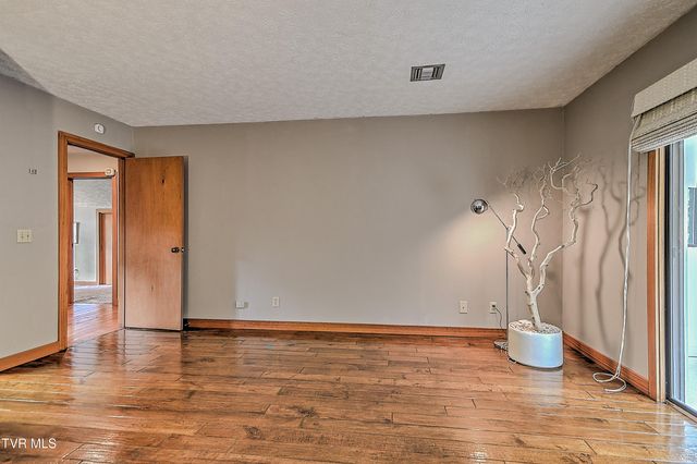 45 Grove Hill Road 45, Kingsport, TN 37660