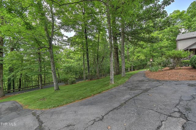 45 Grove Hill Road 45, Kingsport, TN 37660