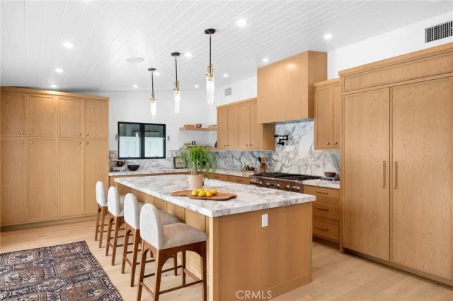 2501 Via Marina, Newport Beach, CA 92660