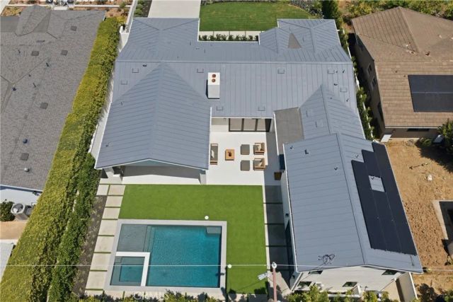 2501 Via Marina, Newport Beach, CA 92660