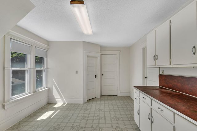 122 16th Avenue N, Saint Cloud, MN 56303