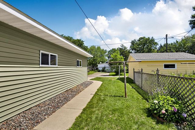 122 16th Avenue N, Saint Cloud, MN 56303